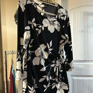 Liz claiborne  long sleeve blouse
